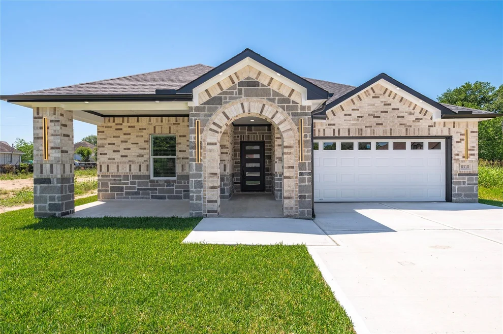 Unit for sale at 8310 Swiftwater Lane, Houston, TX 77075
