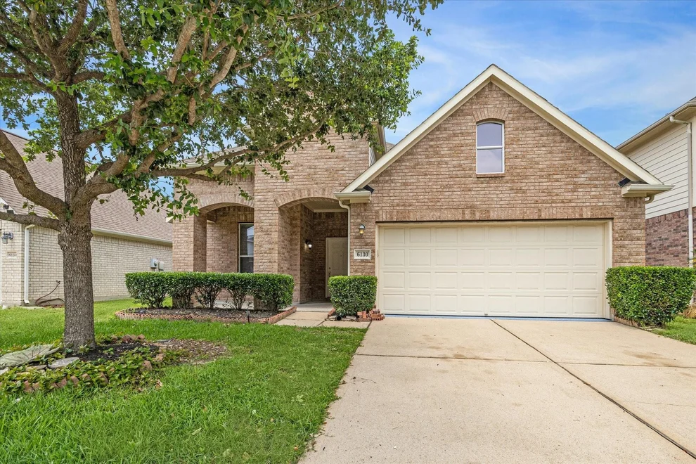 Unit for sale at 6130 Menor Crest Dr, Spring, TX 77388