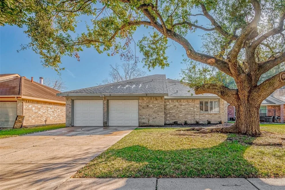 Unit for sale at 13730 Chancery Road, Houston, TX 77034