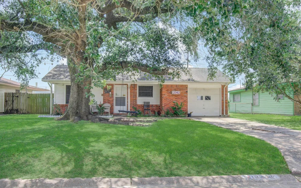 Unit for sale at 12342 Ledger Lane, Houston, TX 77015