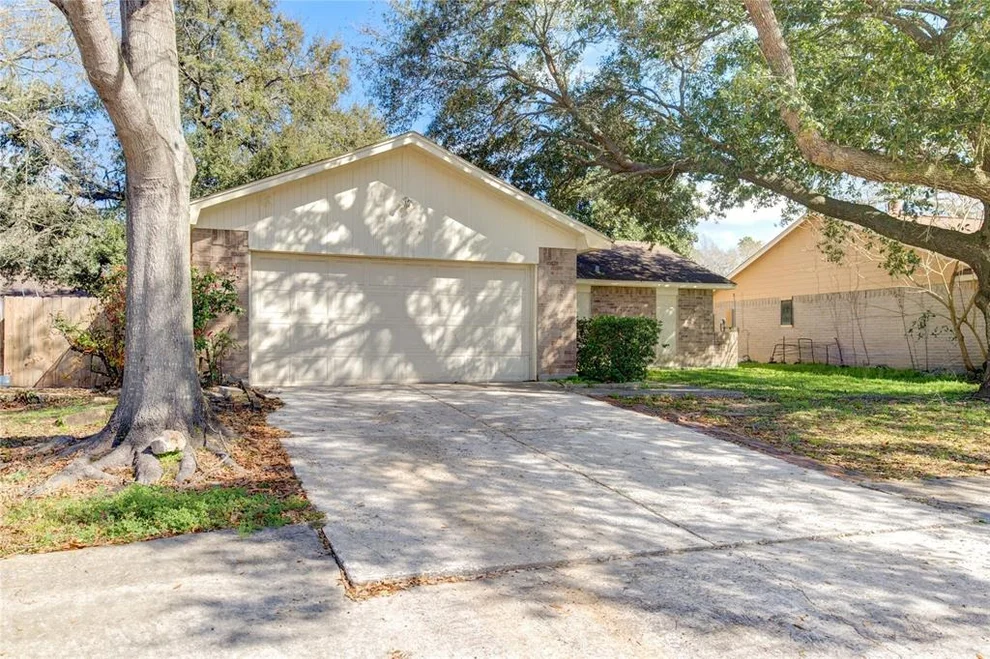 Unit for sale at 6943 Foxwaithe Lane, Humble, TX 77338