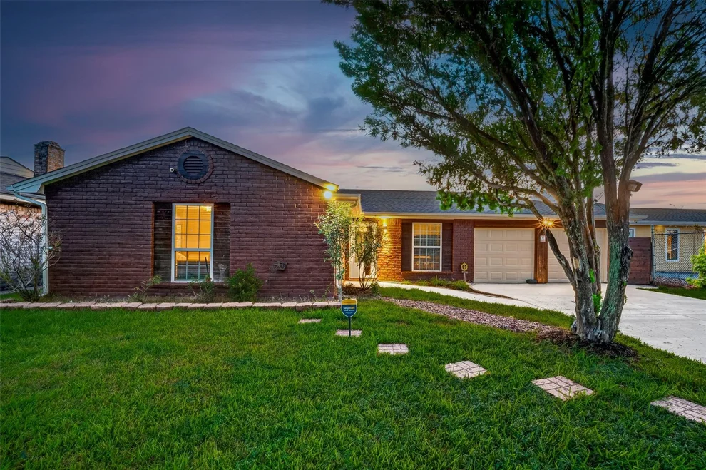 Unit for sale at 6114 S Greenpark Drive, Houston, TX 77072