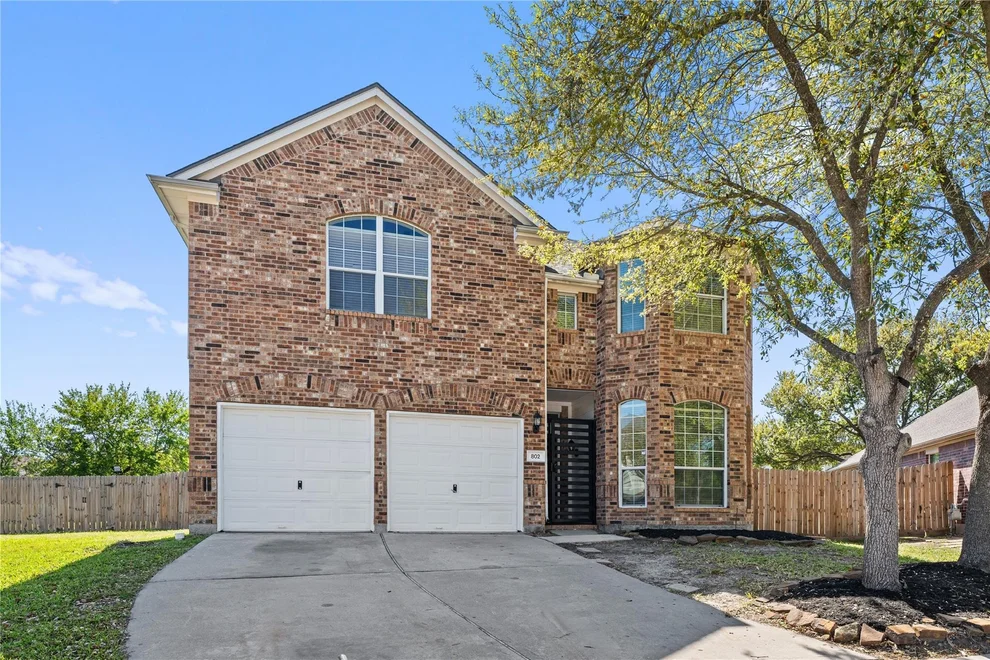 Unit for sale at 802 Cypresswood Bough, Spring, TX 77373