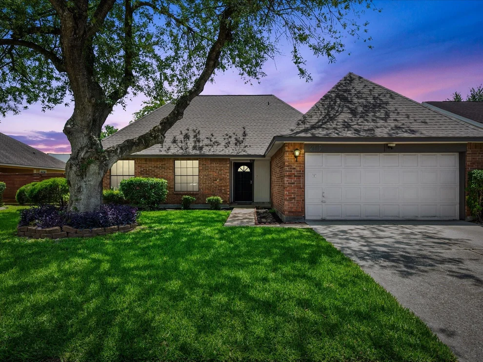 Unit for sale at 2119 Laurel Land Lane, Houston, TX 77014