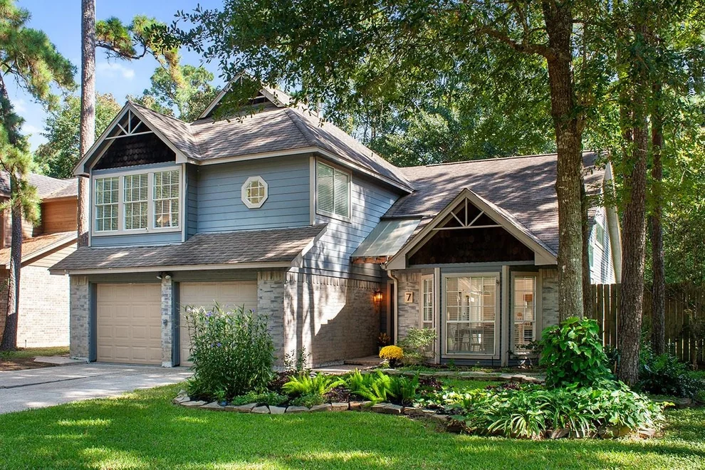 Unit for sale at 7 Dusky Meadow Place, The Woodlands, TX 77381