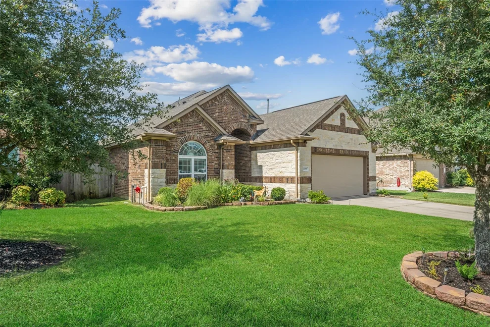 Unit for sale at 21314 Shadbush Avenue, Porter, TX 77365