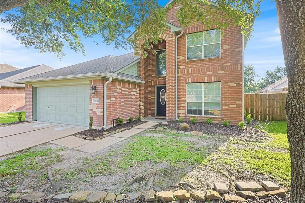 Unit for sale at 4204 Seminole Drive, Pearland, TX 77584