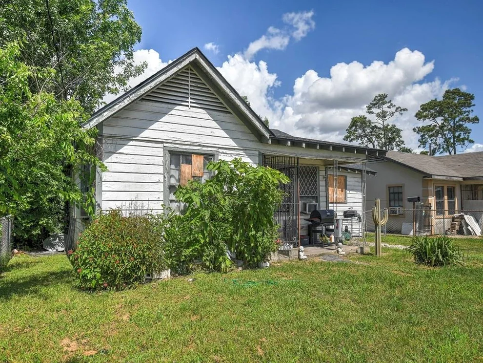 Unit for sale at 7703 Appleton Street, Houston, TX 77022
