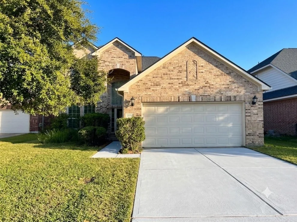 Unit for sale at 13715 Clear Trail Lane, Houston, TX 77034