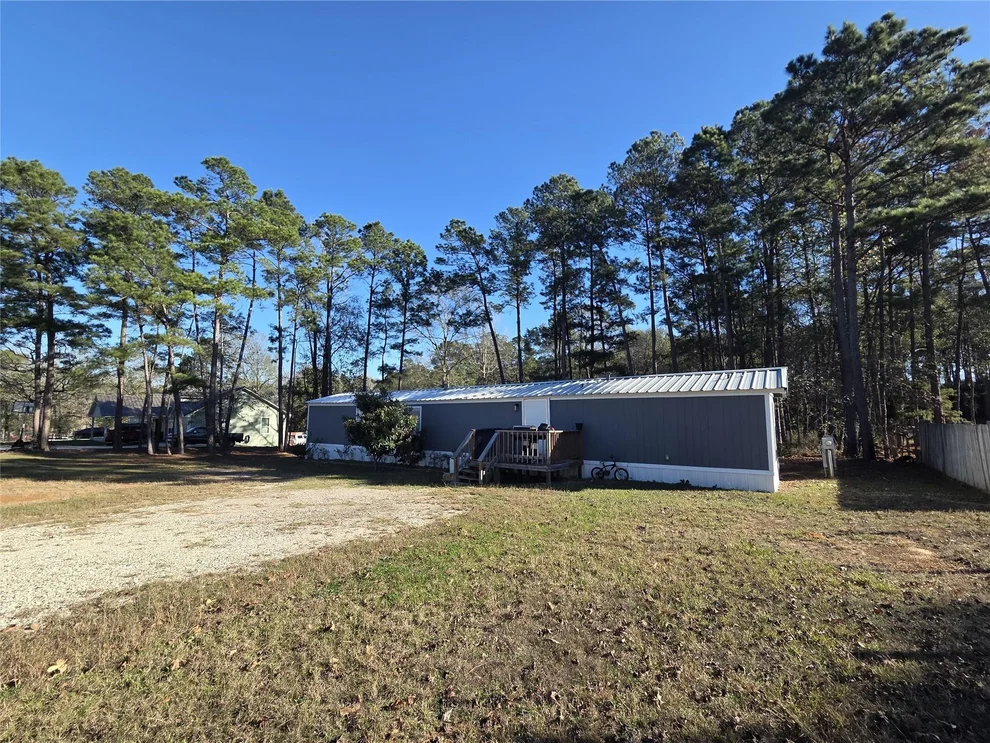Unit for sale at 11224 Creek Meadow Dr, Willis, TX 77378
