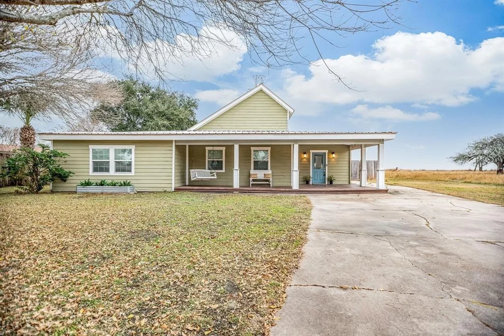 Unit for sale at 316 El Camino Real Street, Port Lavaca, TX 77979