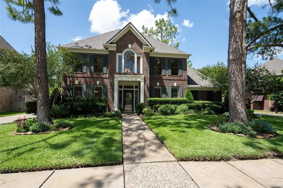 Unit for sale at 15715 Elk Park Lane, Houston, TX 77062