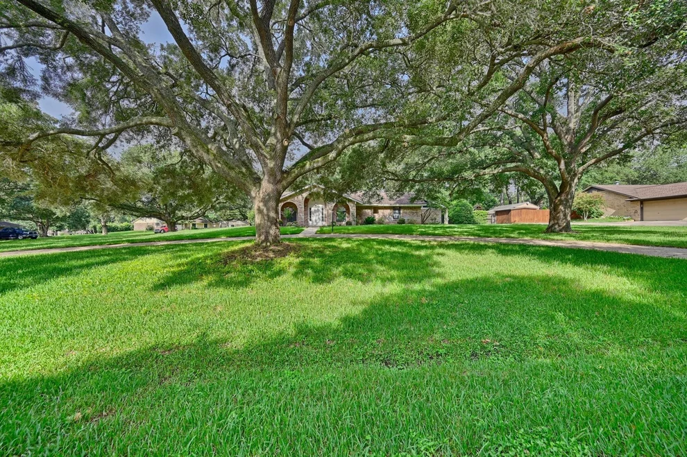 Unit for sale at 2502 Cheri Lane, Brenham, TX 77833