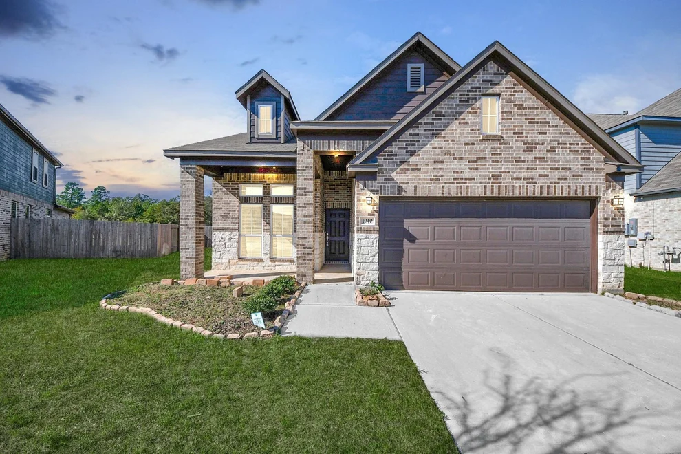 Unit for sale at 1940 Cypress Canyon Trail, Conroe, TX 77301
