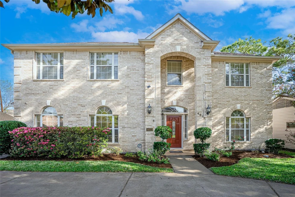 Unit for sale at 4612 Oakdale Street, Bellaire, TX 77401