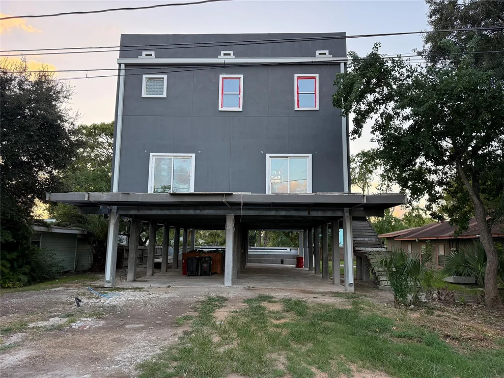 Unit for sale at 127 5th Street, Dickinson, TX 77539