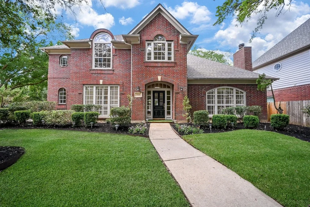 Unit for sale at 3426 Stoney Mist Drive, Sugar Land, TX 77479