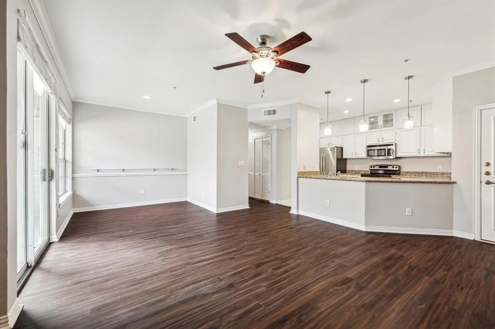 Unit for sale at 2111 Welch Street, Houston, TX 77019