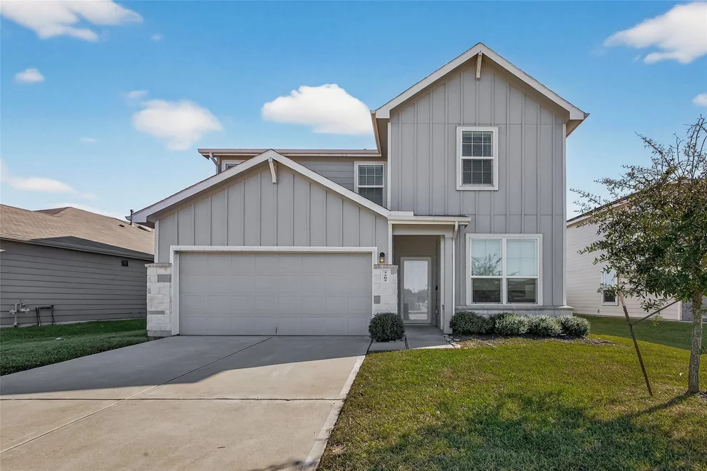Unit for sale at 7202 Hobby Wind Ridge Drive, Houston, TX 77075