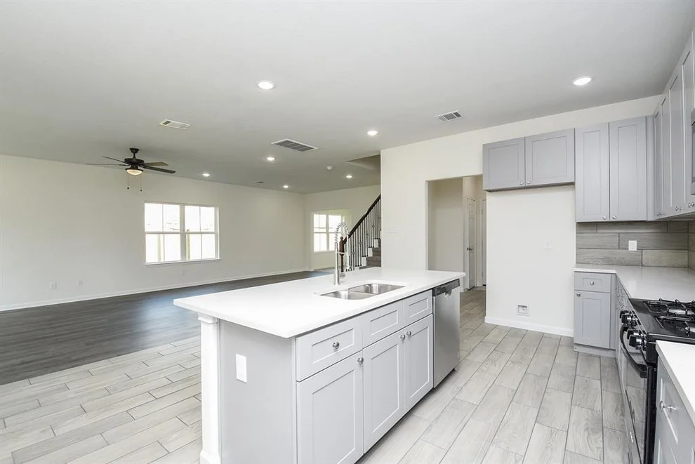 Unit for sale at 2803 Pine Estate Lane, Houston, TX 77014