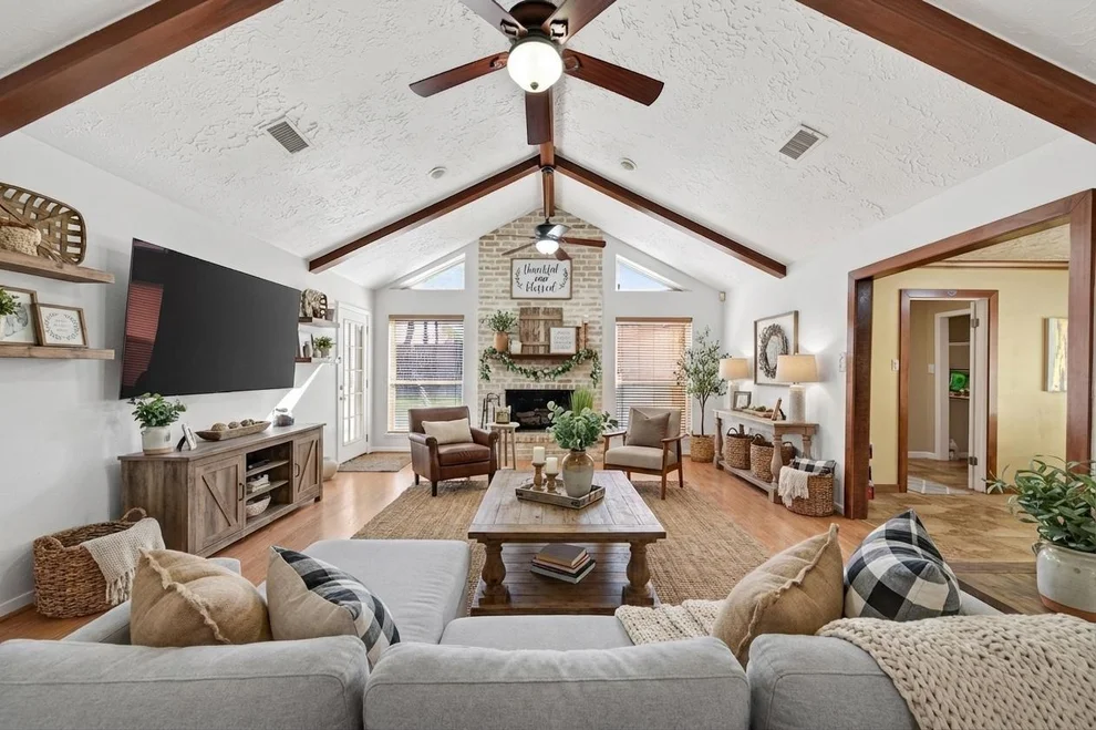 Unit for sale at 8102 Bo Jack Drive, Houston, TX 77040