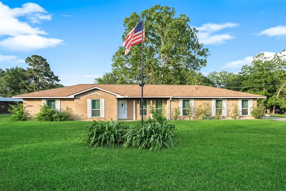 Unit for sale at 104 Rankin Rd Road, Trinity, TX 75862