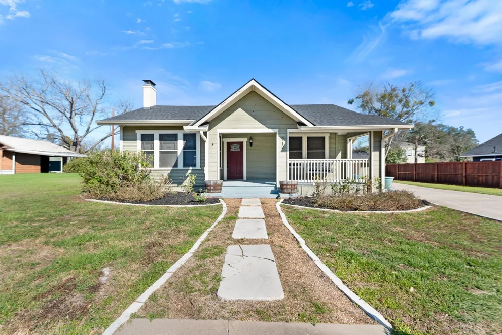 Unit for sale at 712 E 28th Street, Bryan, TX 77803