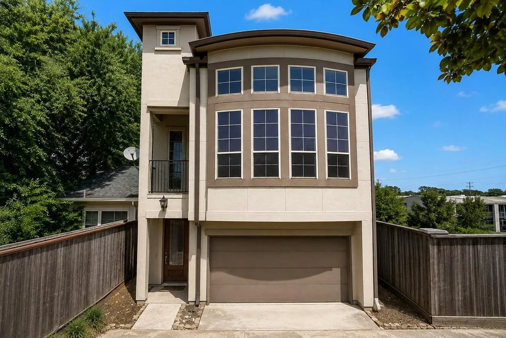 Unit for sale at 1616 Live Oak Street, Houston, TX 77003