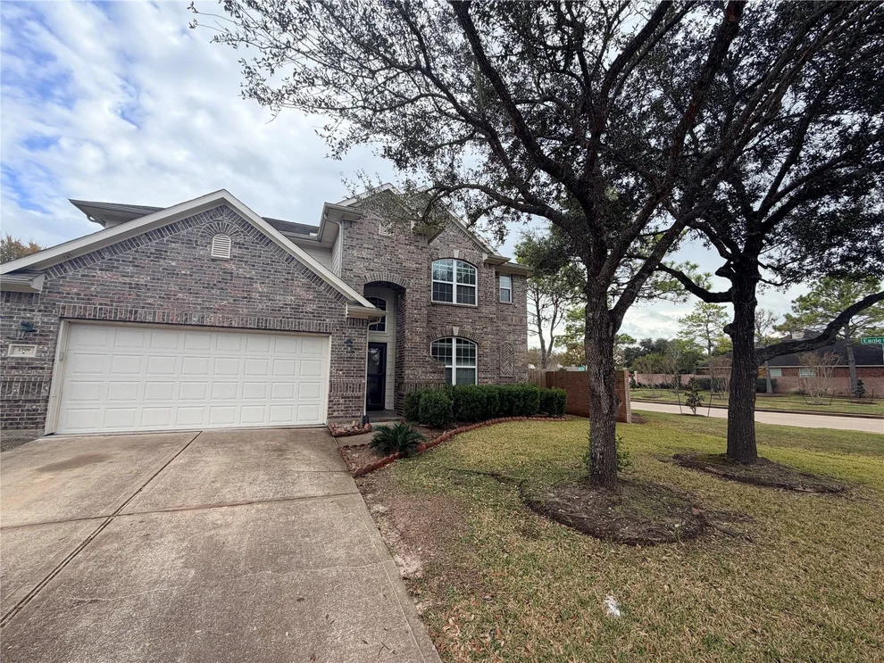 Unit for sale at 2709 Autumn Falls Drive, Pearland, TX 77584