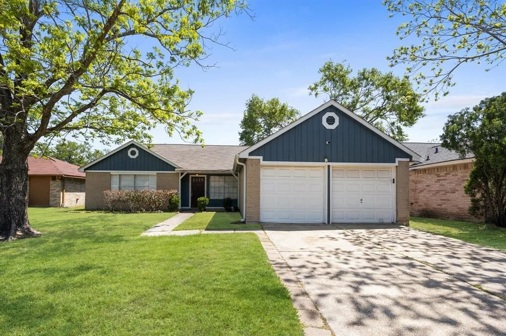 Unit for sale at 20114 Lions Gate Drive, Humble, TX 77338