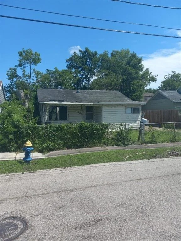 Unit for sale at 6603 Victoria Street, Houston, TX 77020