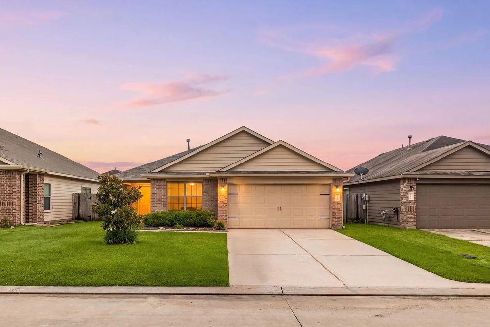 Unit for sale at 7219 Alava Drive, Magnolia, TX 77354