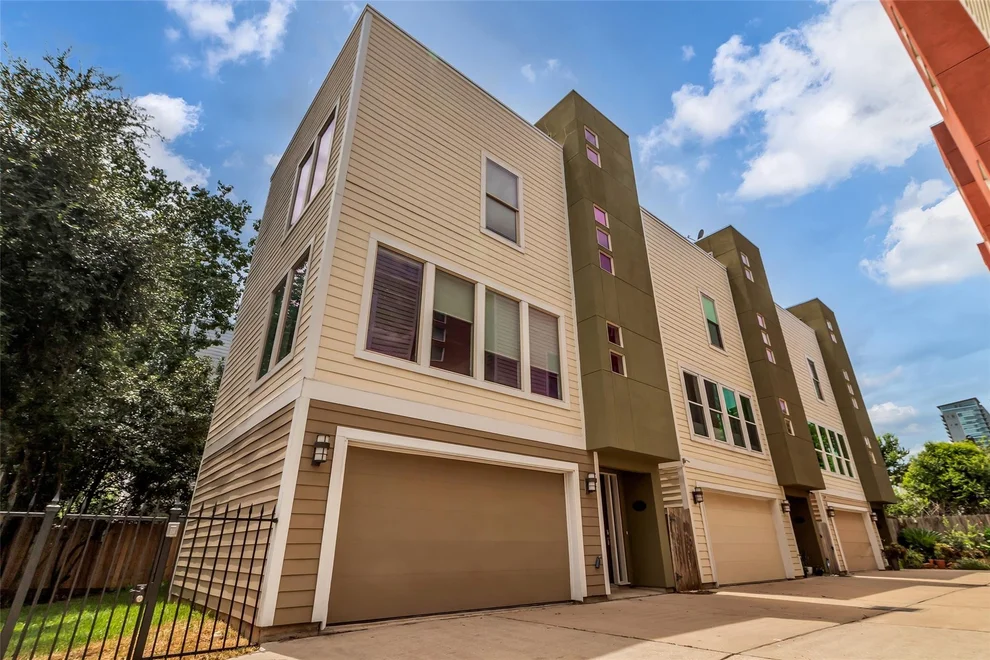 Unit for sale at 3226 La Branch Street, Houston, TX 77004