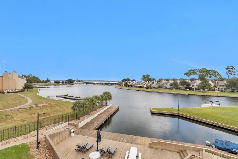 Unit for sale at 12500 Melville Drive, Montgomery, TX 77356