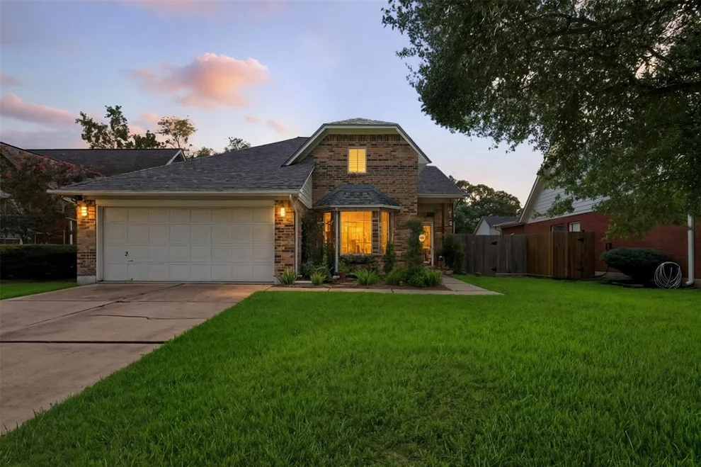 Unit for sale at 14335 Fair Knoll Way, Houston, TX 77062