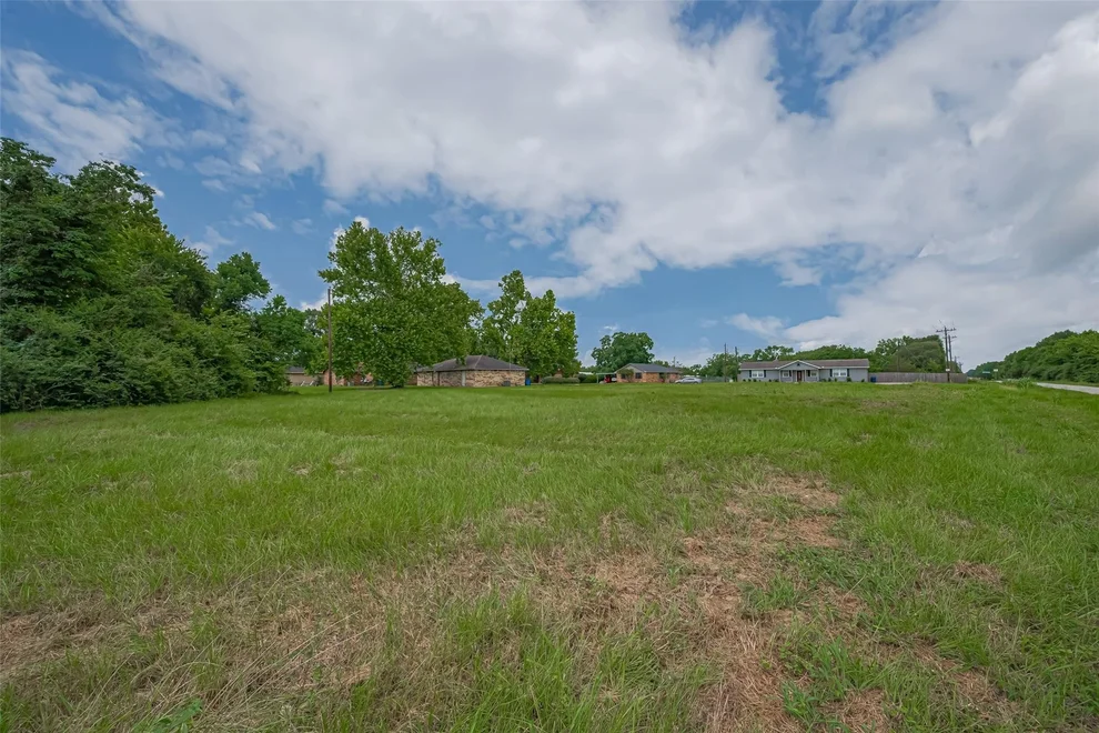 Unit for sale at 45843 Old Houston Highway, Prairie View, TX 77445