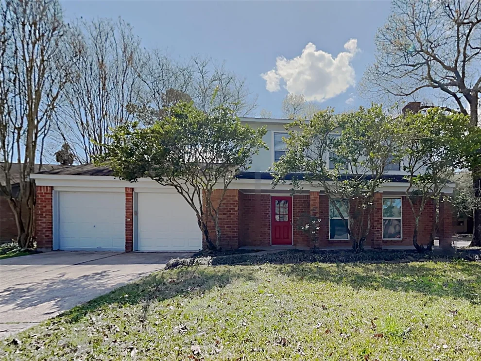 Unit for sale at 2902 Clear Ridge Drive, Houston, TX 77339