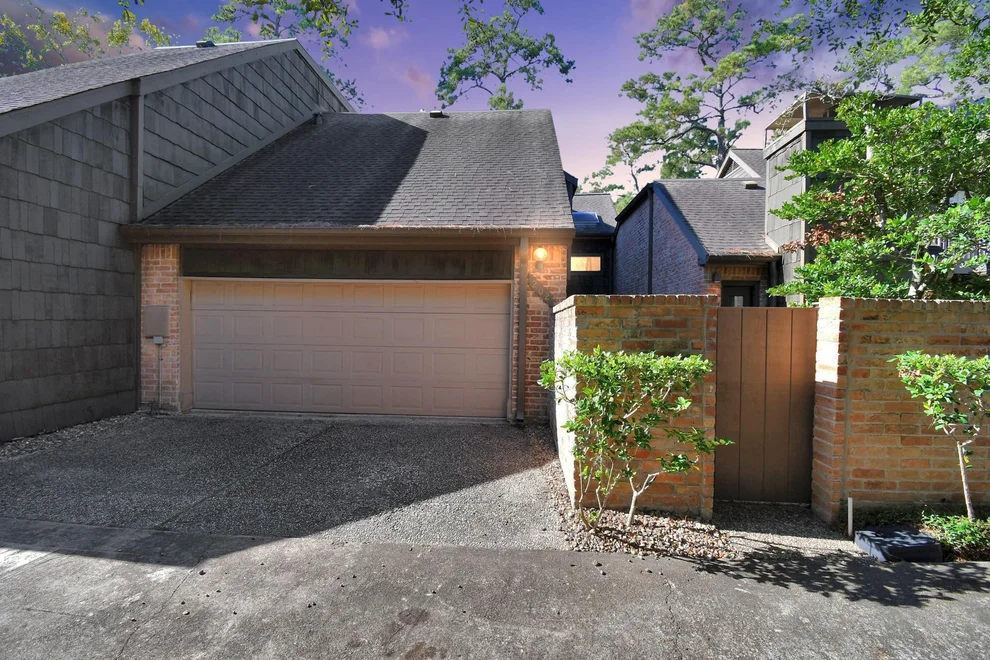 Unit for sale at 202 Sugarberry Circle, Houston, TX 77024