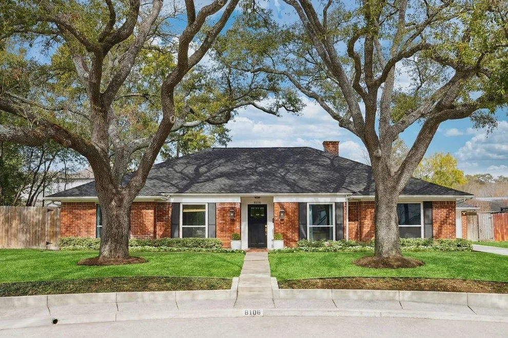Unit for sale at 8106 Beverlyhill Street, Houston, TX 77063