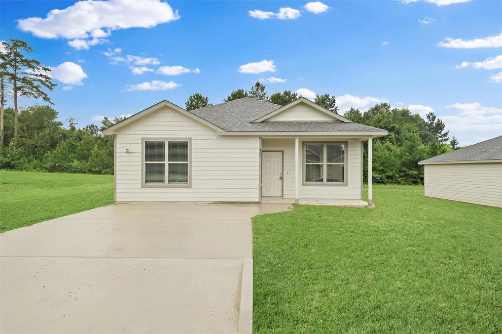 Unit for sale at 369 Bryd Drive, Lufkin, TX 75901
