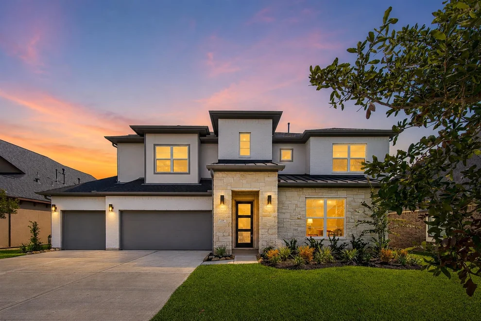 Unit for sale at 220 Waterstone Drive, Montgomery, TX 77356