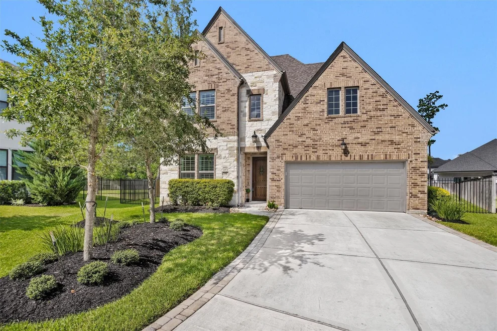 Unit for sale at 89 Madrone Terrace Place, The Woodlands, TX 77375