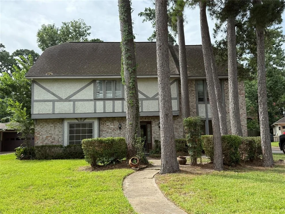 Unit for sale at 1123 Suwanee Lane, Houston, TX 77090