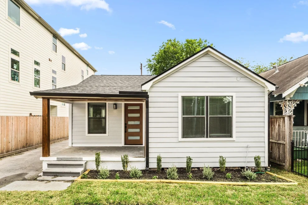 Unit for sale at 803 E 29th Street, Houston, TX 77009