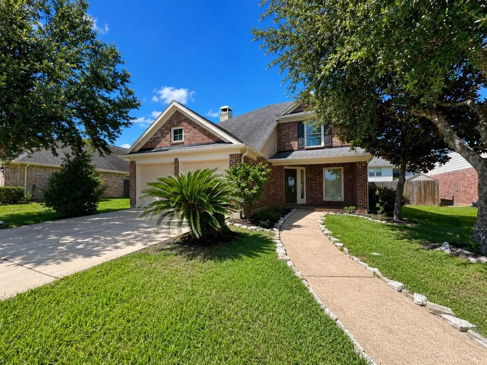 Unit for sale at 13 Sunnyvale Lane, Manvel, TX 77578