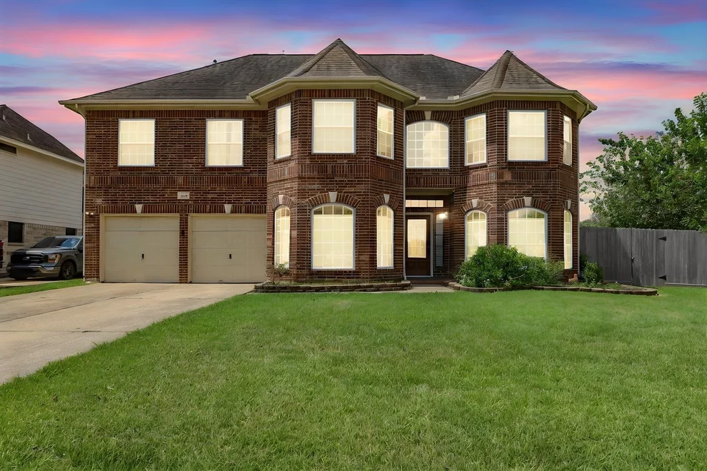 Unit for sale at 4302 Tree Line Drive, Pasadena, TX 77505