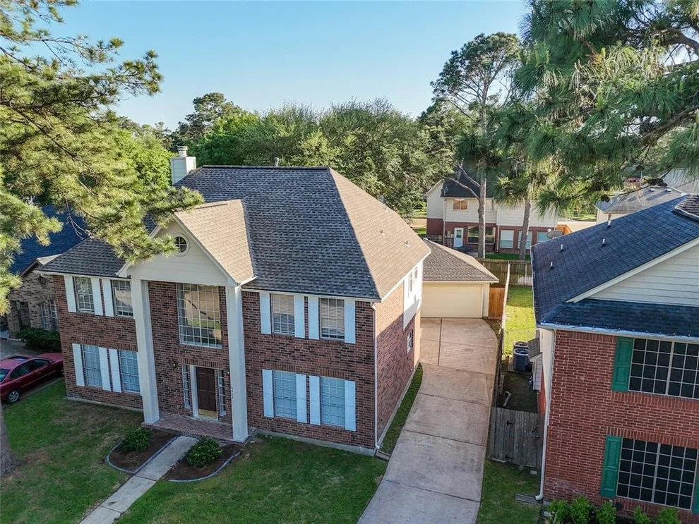 Unit for sale at 16403 Wellers Way, Houston, TX 77095