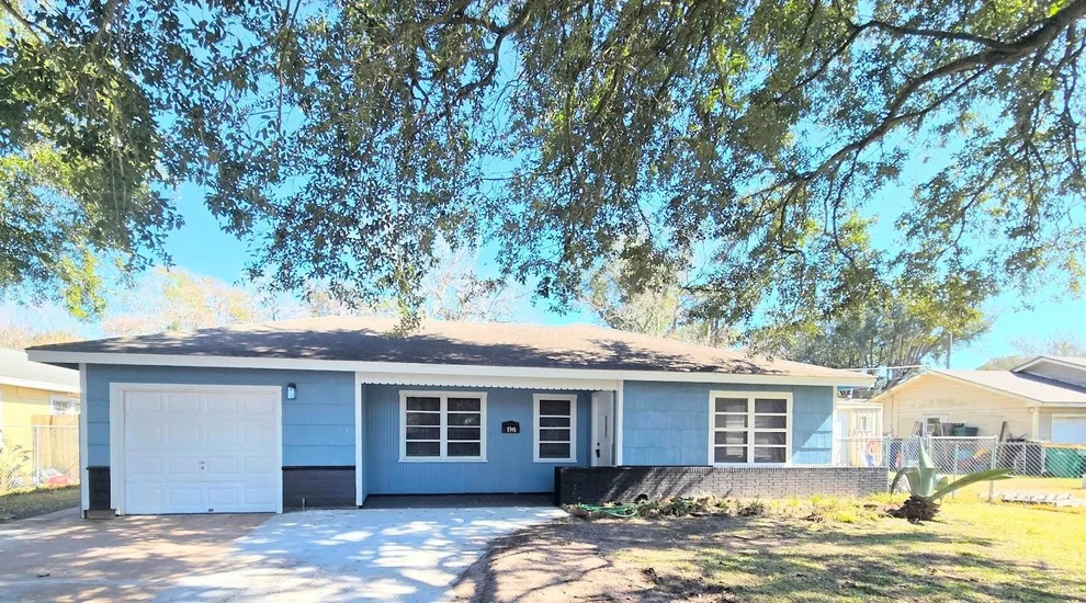 Unit for sale at 1103 W Camp Circle, La Marque, TX 77568