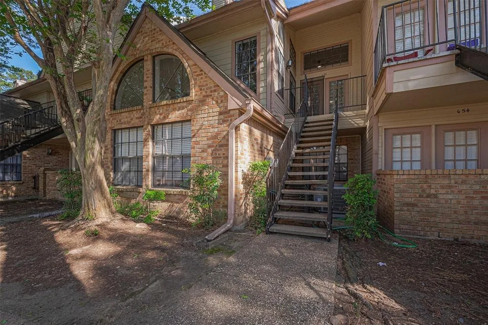 Unit for sale at 16800 Sugar Pine Drive, Houston, TX 77090