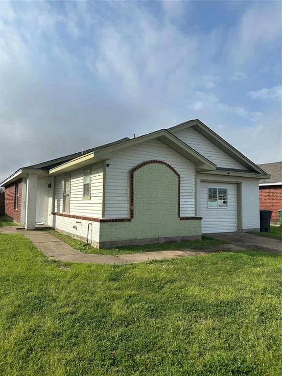 Unit for sale at 4615 Croker Ridge Road, Houston, TX 77053